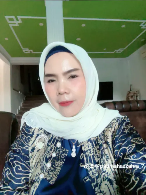 Hj. Patimah, M.Pd.I.